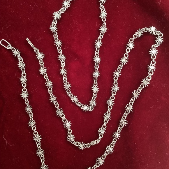 Unique And Beautiful Intricate Silver Link Necklace & Bracelet Set 🦋 - Picture 11 of 12